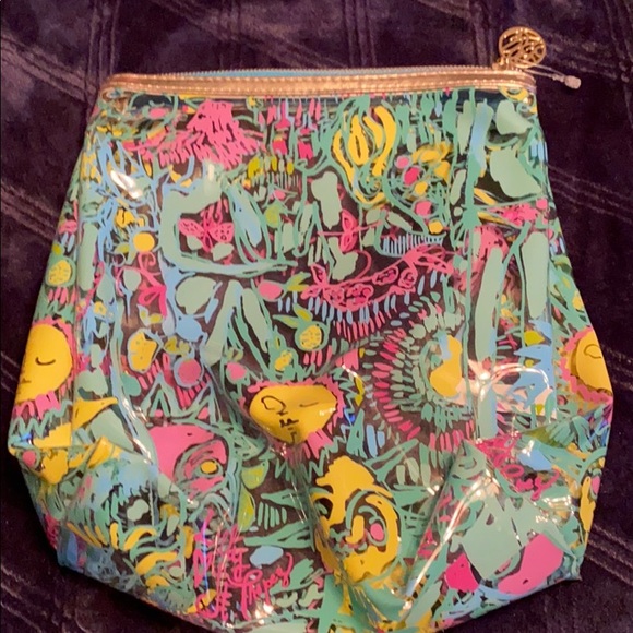 Lilly Pulitzer Handbags - Lilly Pulitzer clear cosmetic case